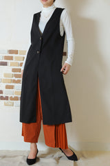 Vネックロングベスト