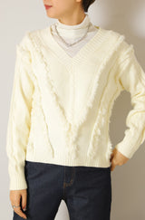 Vネックフリンジニットトップス