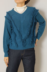 Vネックフリンジニットトップス