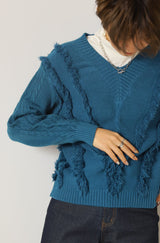 Vネックフリンジニットトップス