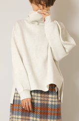 オフタートル裏起毛プルオーバー