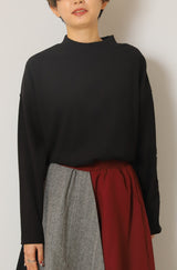 ショルダースナッププルオーバー