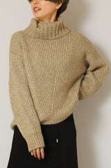 ロービングタートルネックプルオーバー