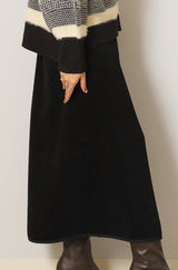 変形リブジャージースカート