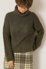 ロービングタートルネックプルオーバー