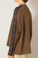 ショルダースナッププルオーバー