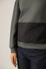 ジャージー×キルティングプルオーバー