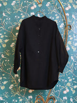 シンプルシャツ