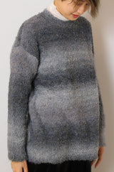 グラデーションニット