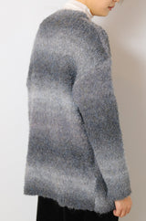 グラデーションニット