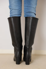 ルーズロングブーツ
