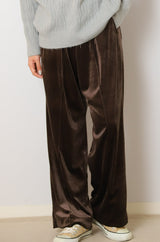 ベロアイージーストレートパンツ