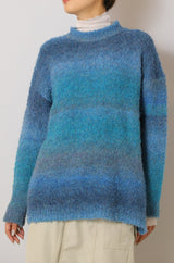 グラデーションニット