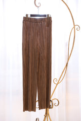 シャイニープリーツパンツ