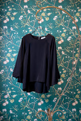 バルーンスリーブプルオーバー