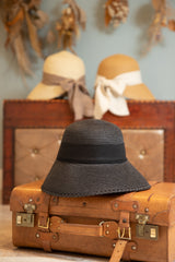 コンパクト女優帽