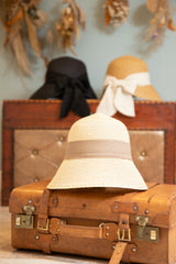 コンパクト女優帽