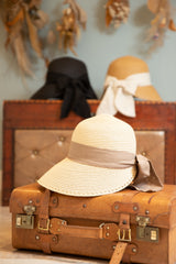 コンパクト女優帽