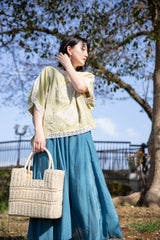 ボタニカル刺繍ドルマンブラウス