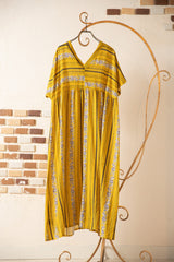 エスニック柄Vネックワンピース