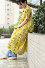 エスニック柄Vネックワンピース