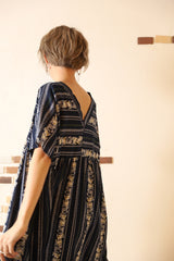 エスニック柄Vネックワンピース