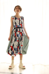 ベルト付き柄プリーツワンピース