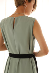 ベルト付き柄プリーツワンピース