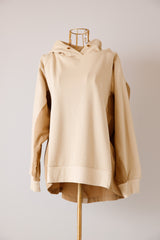 バックデザインパーカー