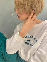 ロゴ刺繍Tシャツ